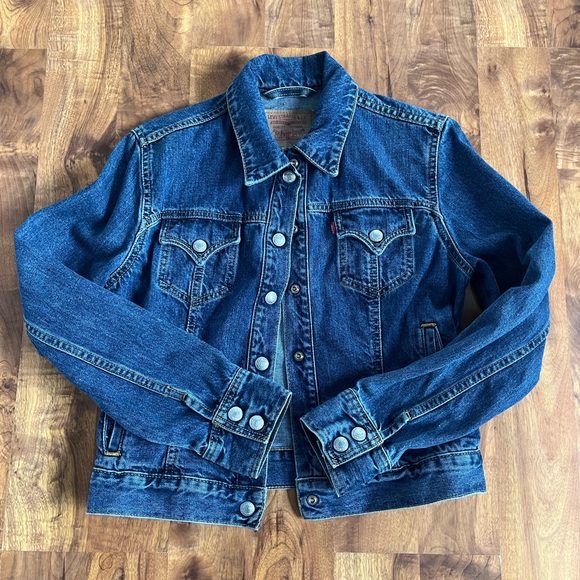 Levi’s 501 Jean Jacket. - Picture 4 of 5